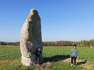 Entre dolmen et menhir en Essonne (91)